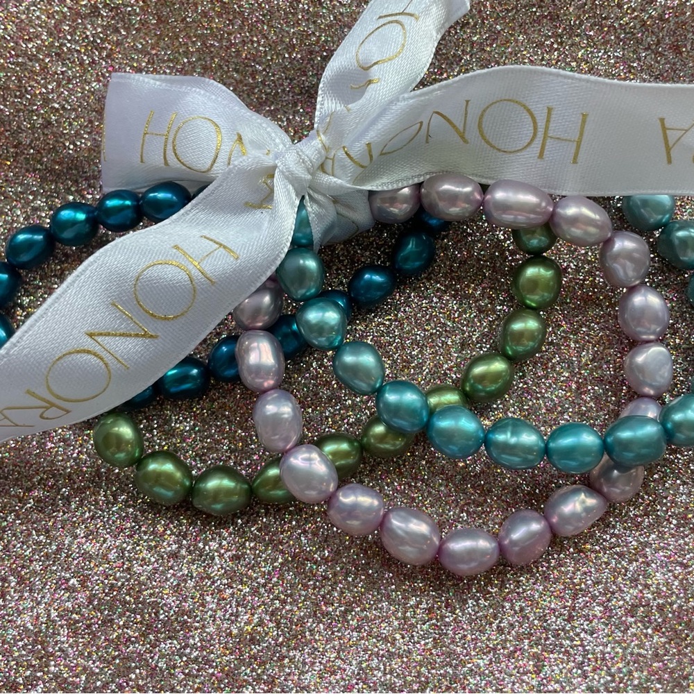 4 Honora bracelets